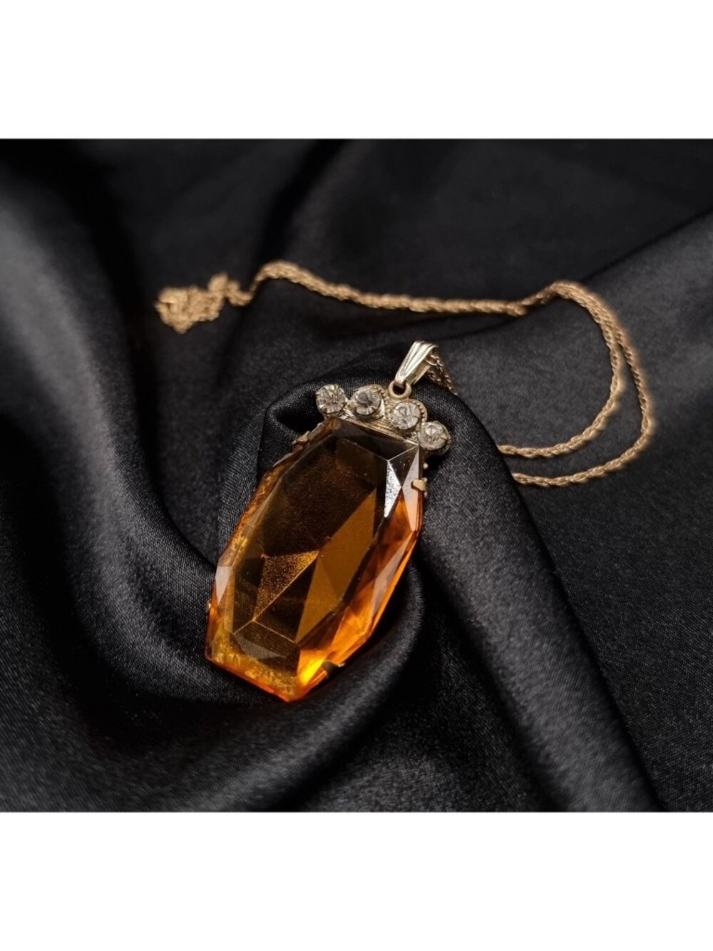Vintage 1920s-1940s Art Deco Amber Glass Gold-Filled Pendant Necklace